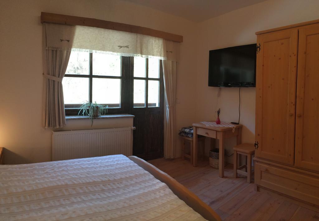 Apartments Pod Macesnovo Streho Solčava 部屋 写真